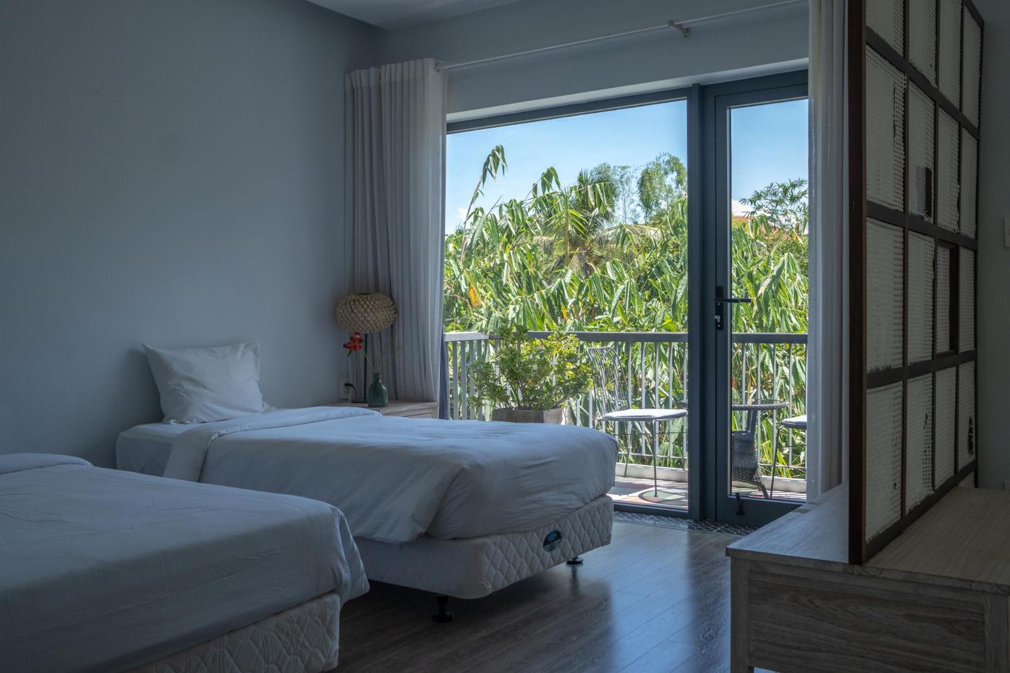 Homeday Retreats Tan Thanh Exterior photo